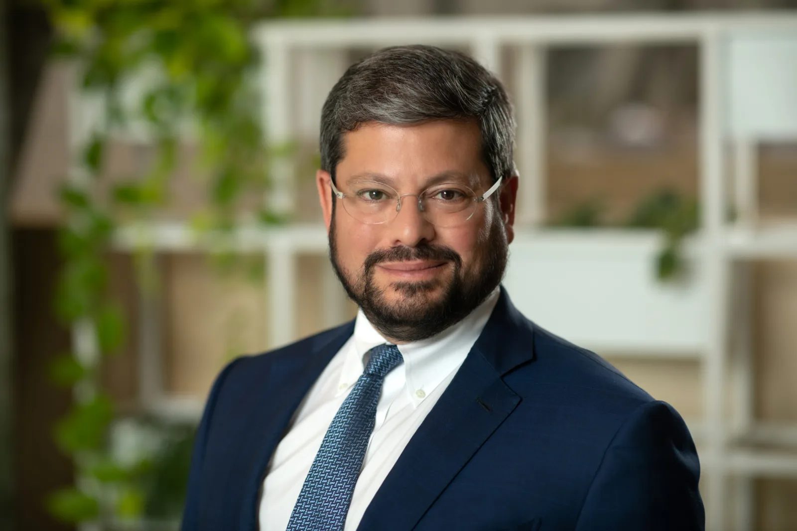 Noah M. Steinberg, prezes i dyrektor generalny WINGHOLDING Zrt.