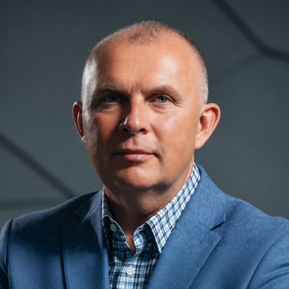 Tomasz Olejnik, Salesforce